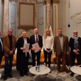 leonardo-gruppo-567x378