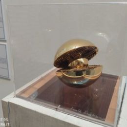 leonardo-pomodro-rotante-con-sfera
