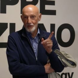 p1600880