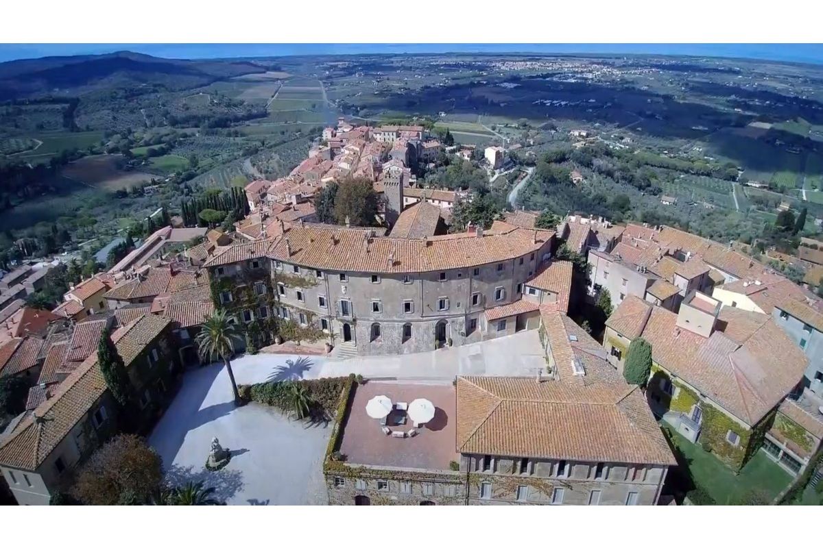 3 castello castagneto